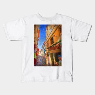 Sintra shops alley Kids T-Shirt